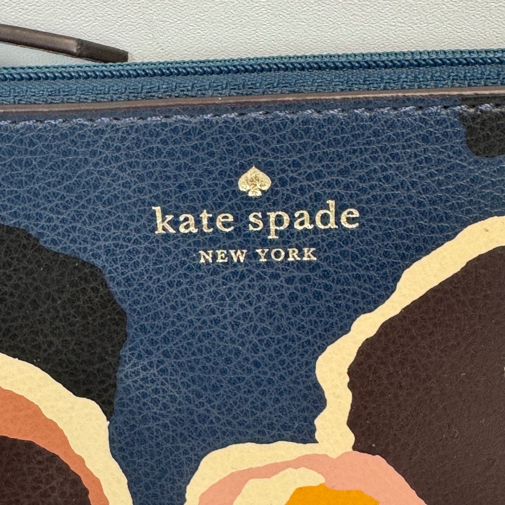Kate Spade New York Navy Blue Floral Leather Wristlet Pouch Zip Clutch Bag - Picture 2 of 11